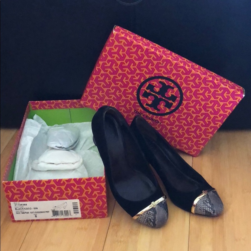 TORY BURCH - Black suede pumps